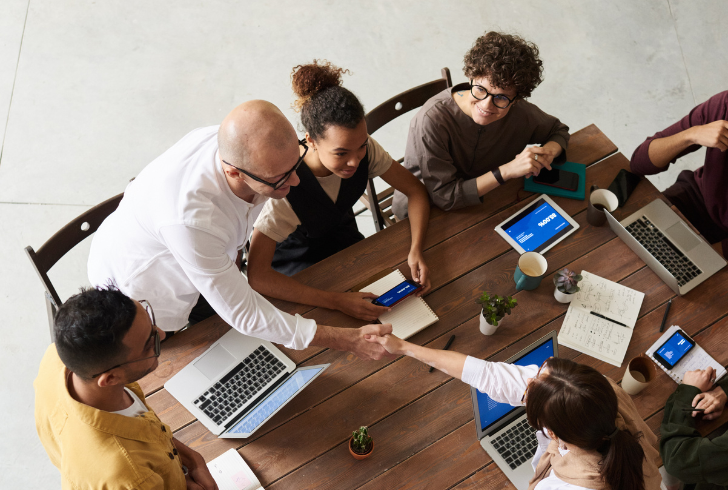 Pexels | fauxels | Tap into the power of connections! Join professional groups, attend networking events, leverage your college alumni network.